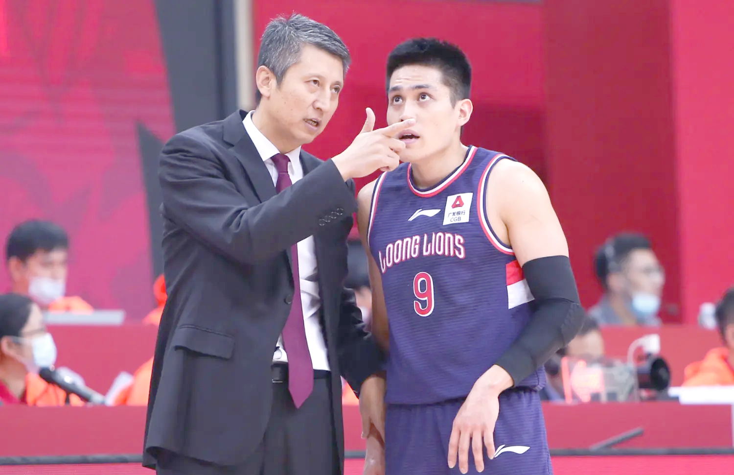伤病潮袭来，球队需寻找替补人选