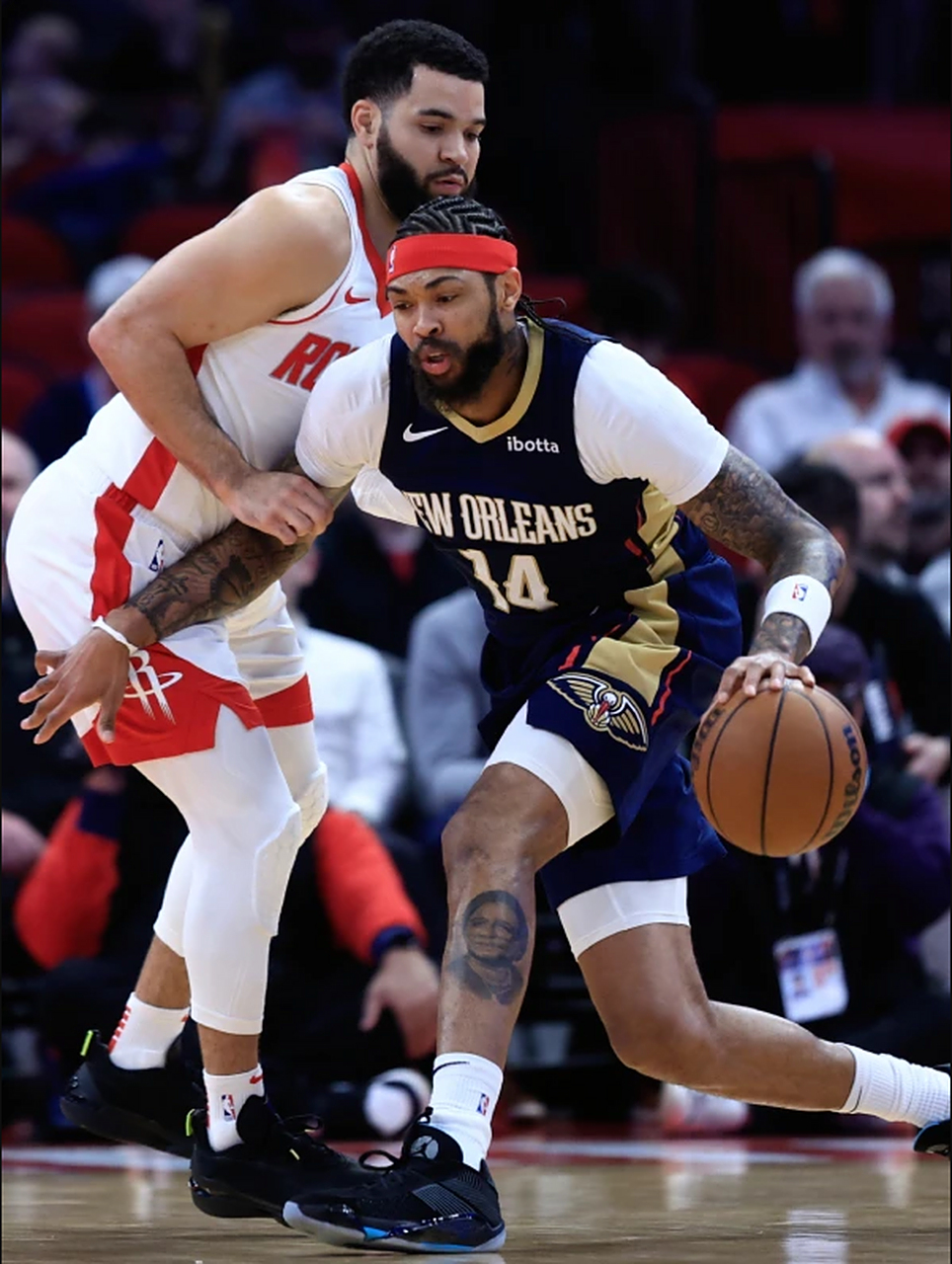 鹈鹕前锋英格拉姆：助力球队向前进步