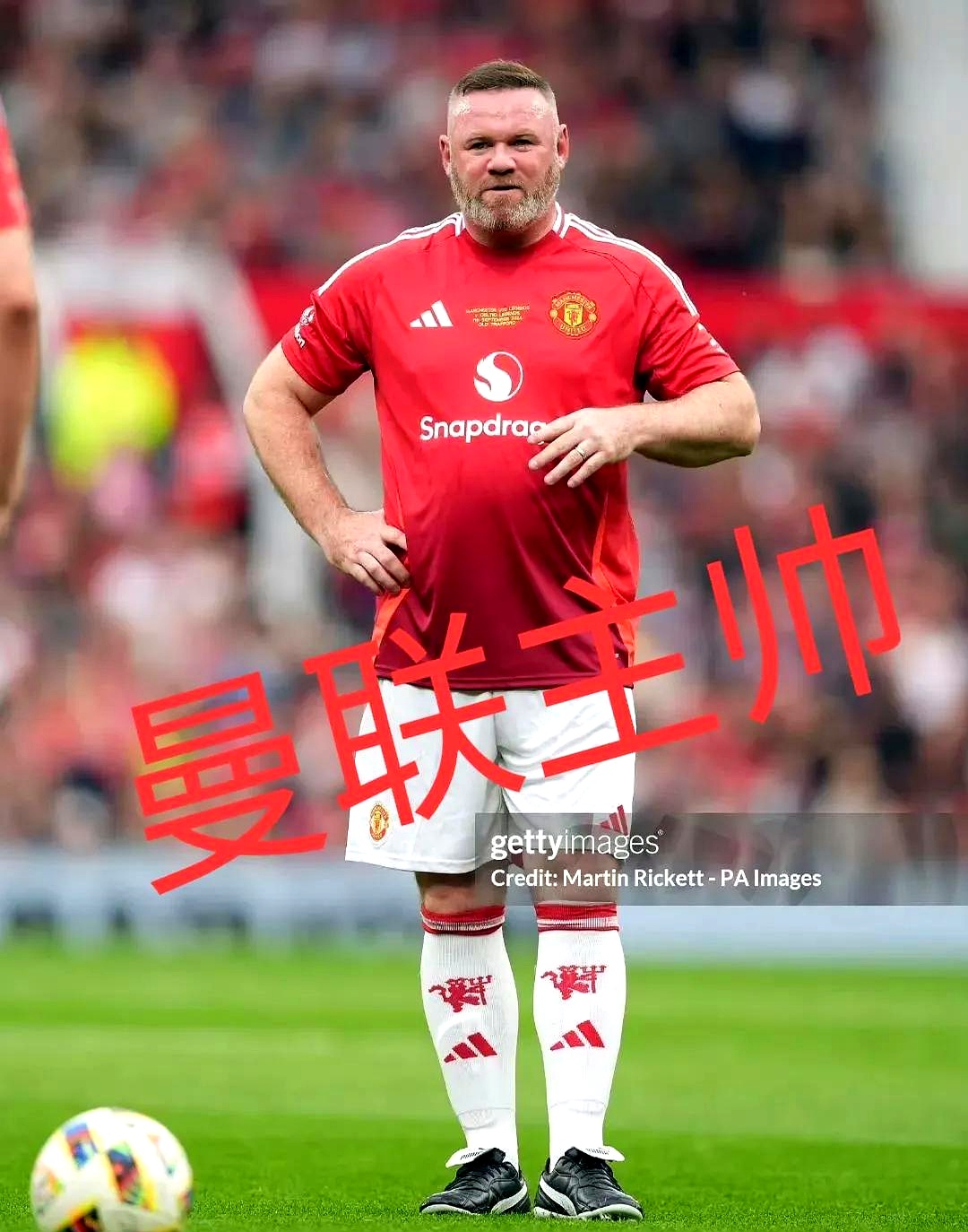 爱游戏官网-佛罗伦萨主教练辞职，球队面临困境