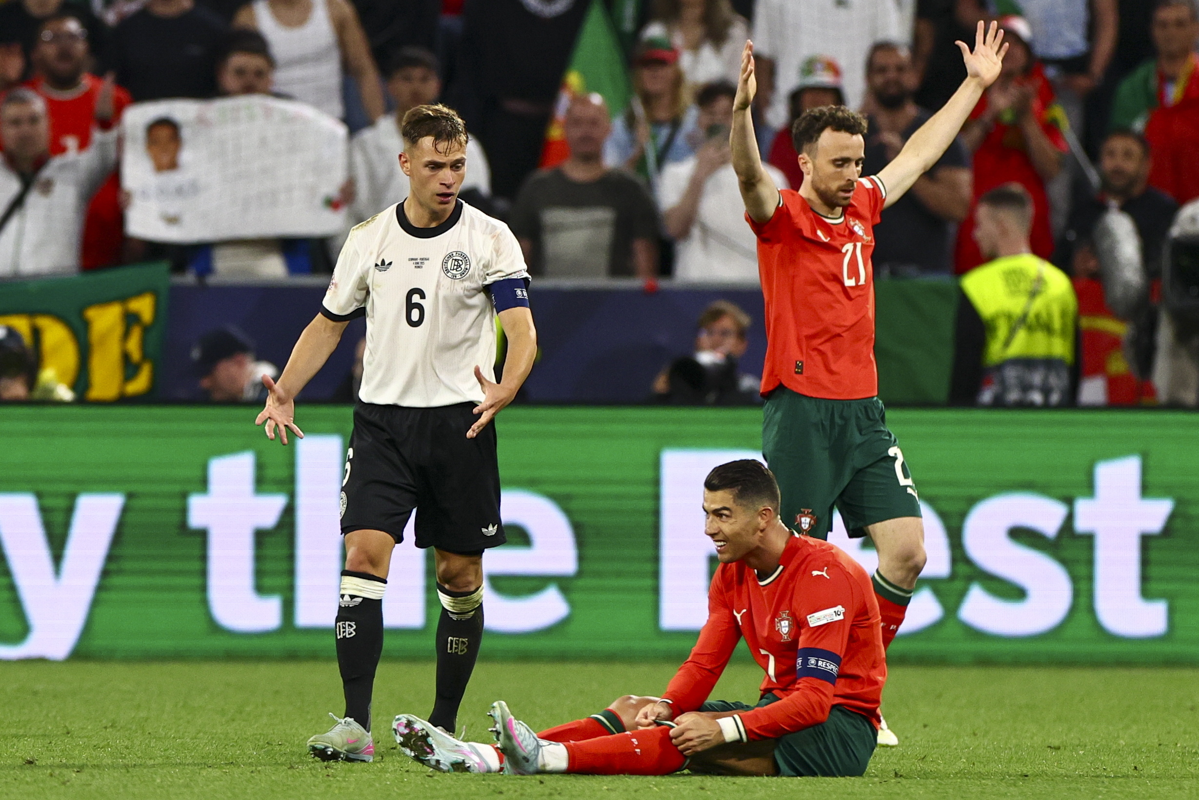 葡萄牙险胜瑞士,晋级欧国联半决赛 葡萄牙险胜瑞士,晋级欧国联半决赛