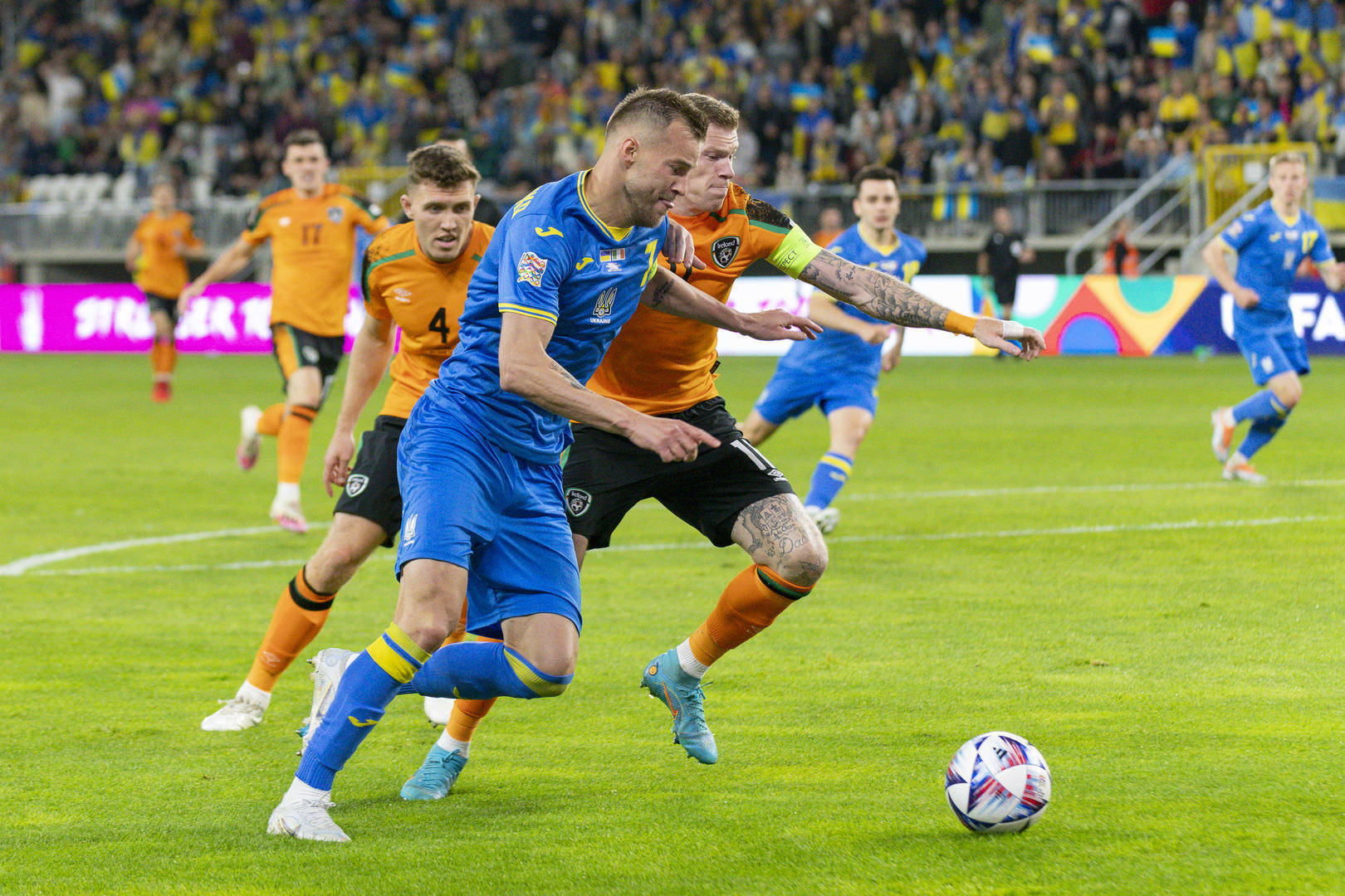 实力碰撞！欧预赛擂台之争，争夺皇冠荣耀