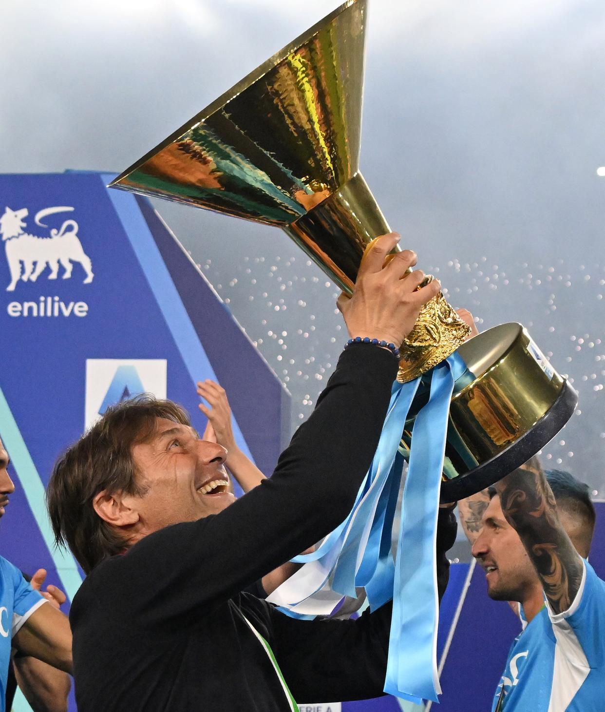 那不勒斯门将神勇扑救,帮助球队保持不败 那不勒斯门将神勇扑救,帮助球队保持不败