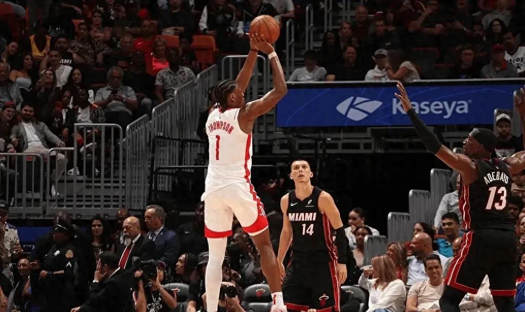 NBA球队连胜引发粉丝热议 NBA球队连胜引发粉丝热议