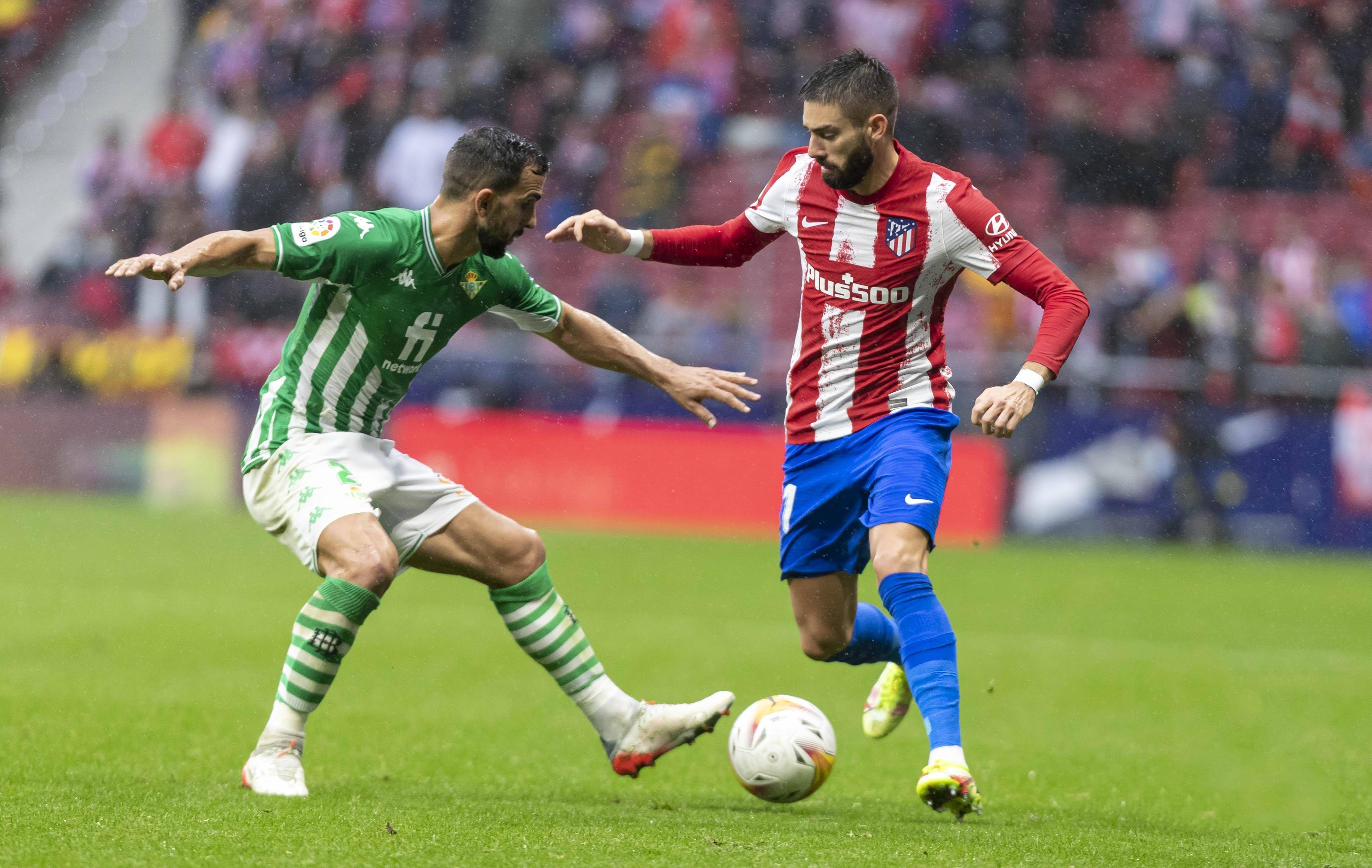 爱游戏入口-热那亚对阵佛罗伦萨实现关键战胜，表现出色的简单介绍