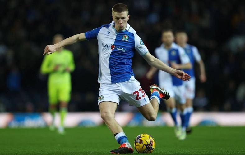 爱游戏体育官网-胜利之路！亚洲劲旅冲刺半决赛